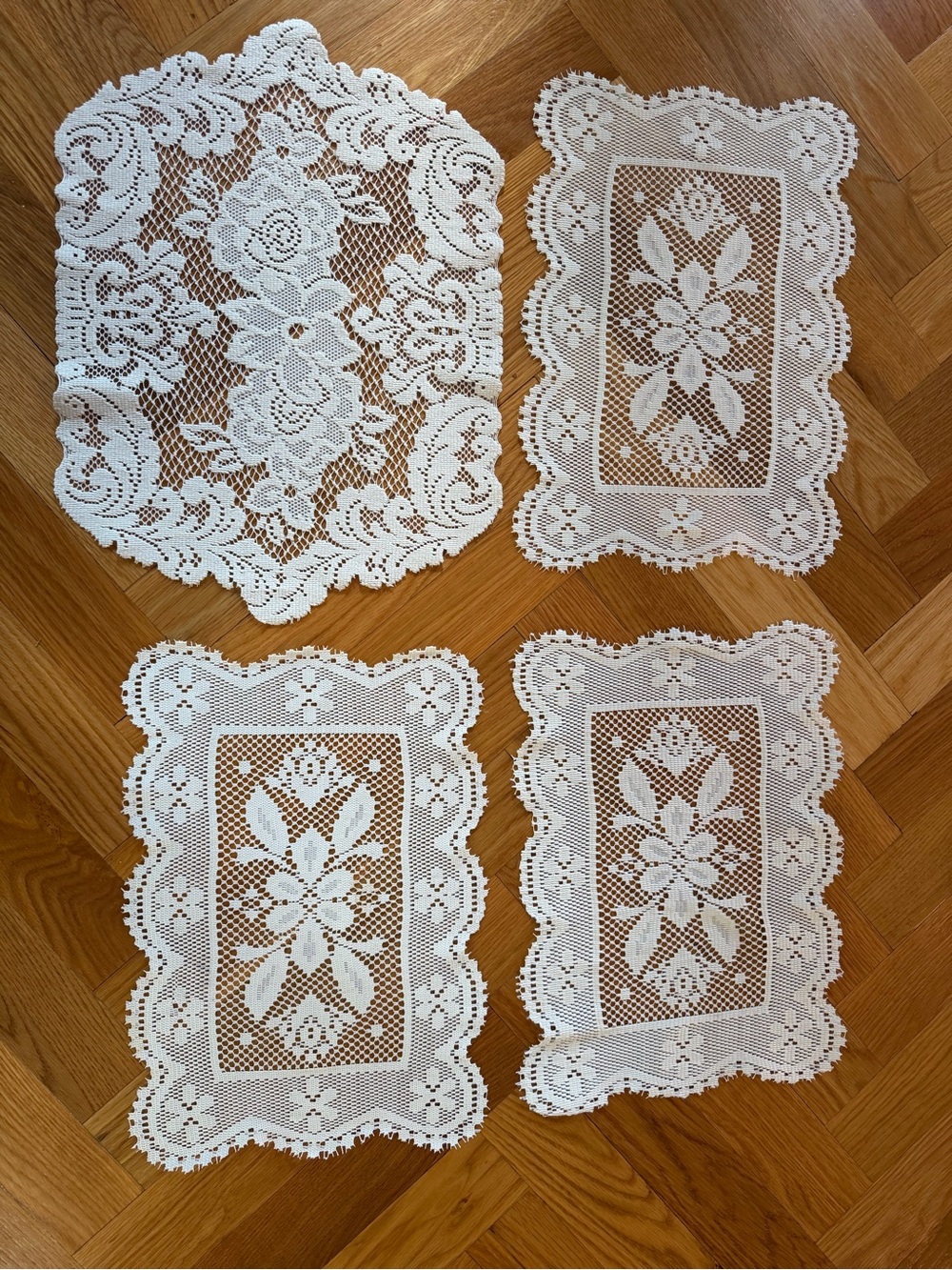Vintage Cream Lace Floral Placemats - Set of 4